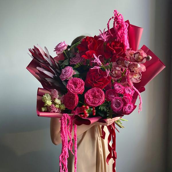 Букет "Красная королева"