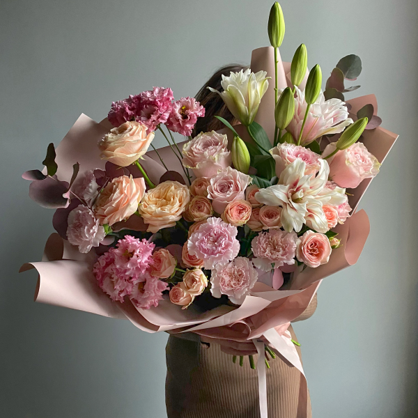 Букет "Персиковый рассвет"