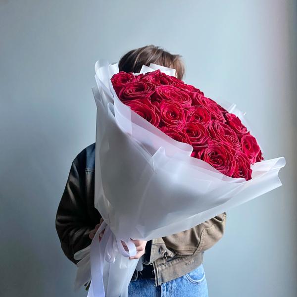 Букет 25 роз 60 см