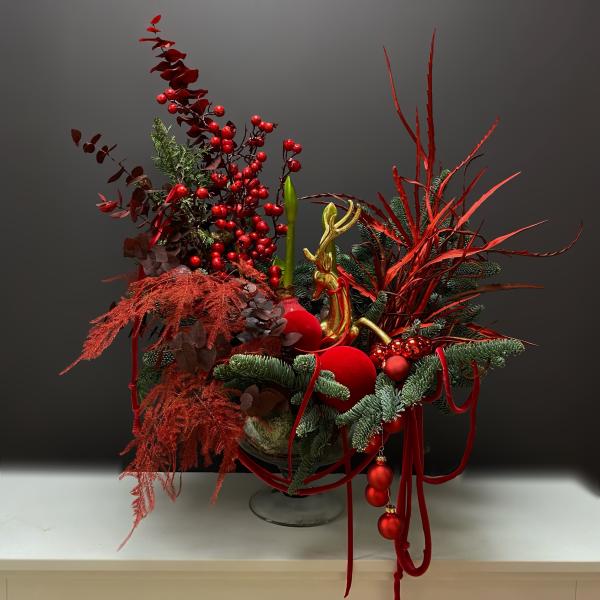 Букет из натуральной ели "Вишневый сад в снегу"